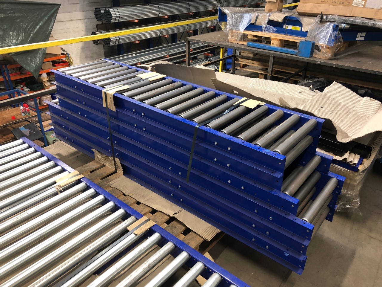 Gravity roller conveyor on sale used